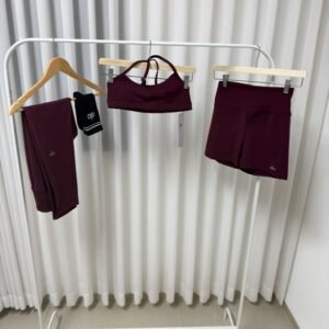 3- piece set Burgundy